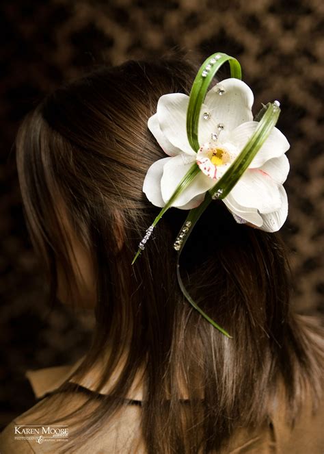 Dare to Be Different: Rock the Orchid Hairpiece